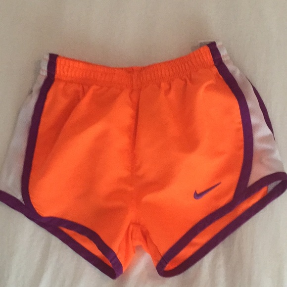 Nike Other - Bright orange athletic shorts!